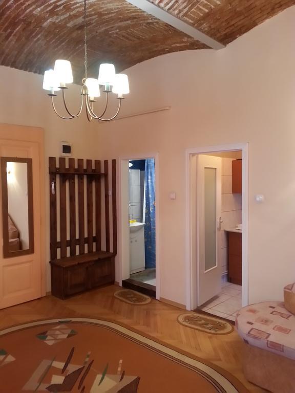 Brasov Apartment In Historic Center Habitación foto